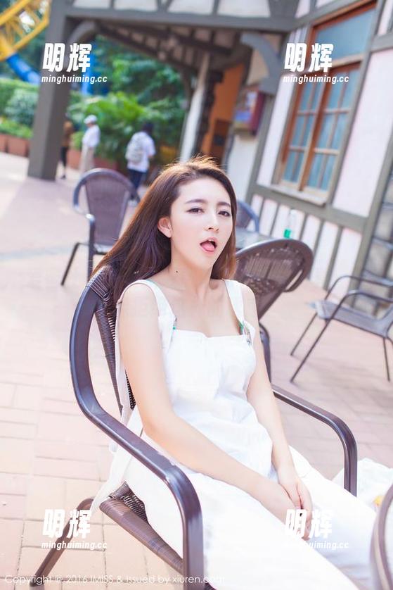 爱蜜社 - 免费获取黄歆苑兔女郎写真：谁能拒绝这样的诱惑？