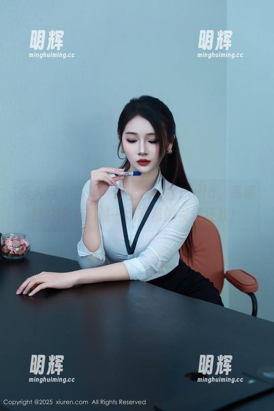 秀人网-余贝拉bella 秀人网 - 当美腿遇上余贝拉bella,高清图片带来的是一场腿部的视觉狂欢!