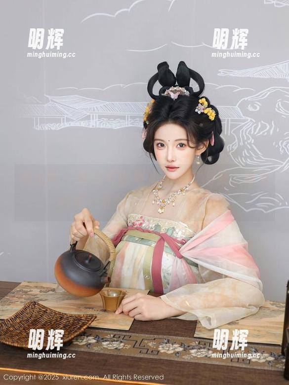 秀人网-史雨姐姐 秀人网 - 跳进史雨姐姐的泳衣图集,感受清凉一夏的voyeuristic!