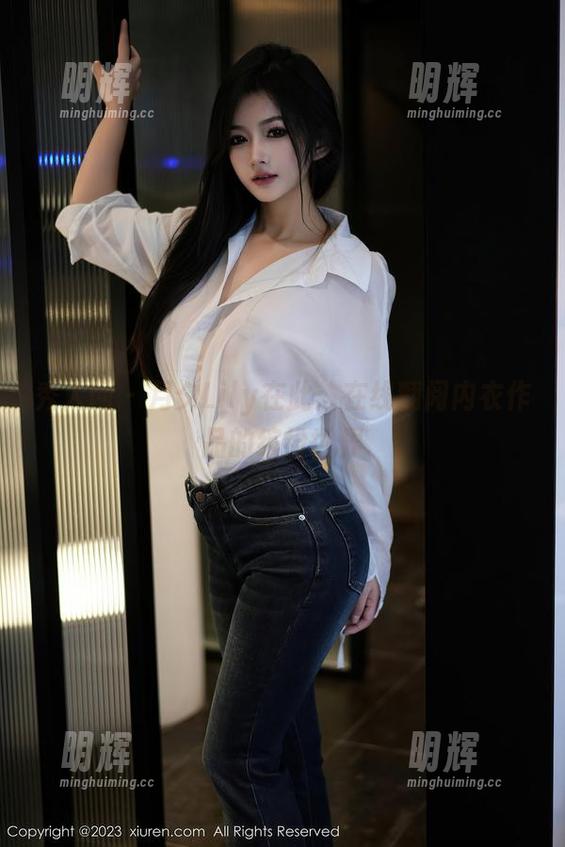 秀人网-月夕Lily 秀人网 - 月夕Lily在此:在线翻阅内衣作品的缤纷世界