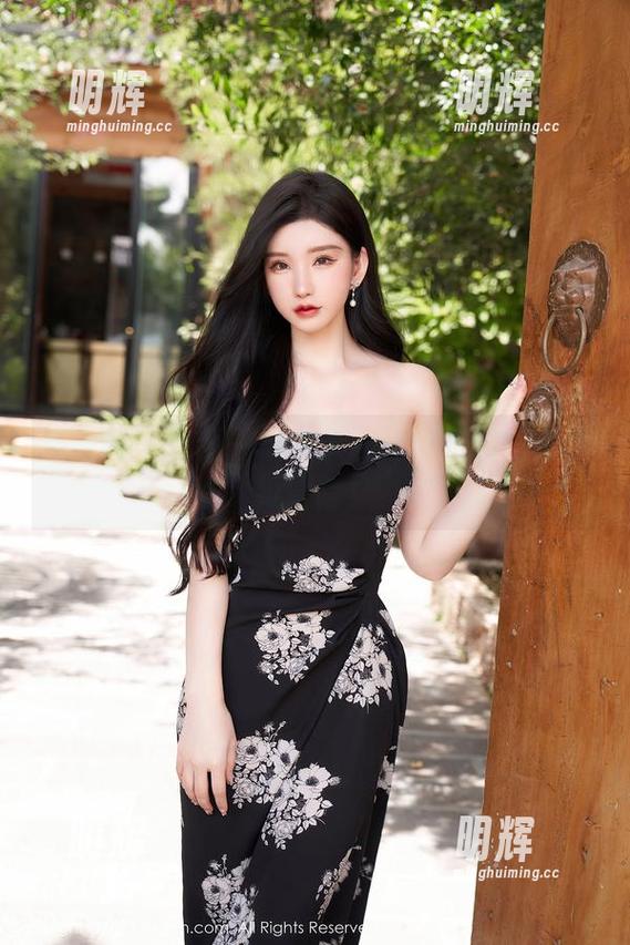 秀人网-汁汁 秀人网 - 这是一场关于汁汁裸足的写真壁纸冒险!