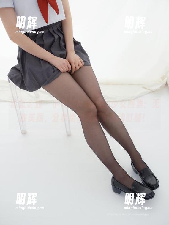 紧急企划-小奶糕Milky 紧急企划 - 小奶糕Milky的少女图集:无敌美颜,分享给你最萌的心动时刻!