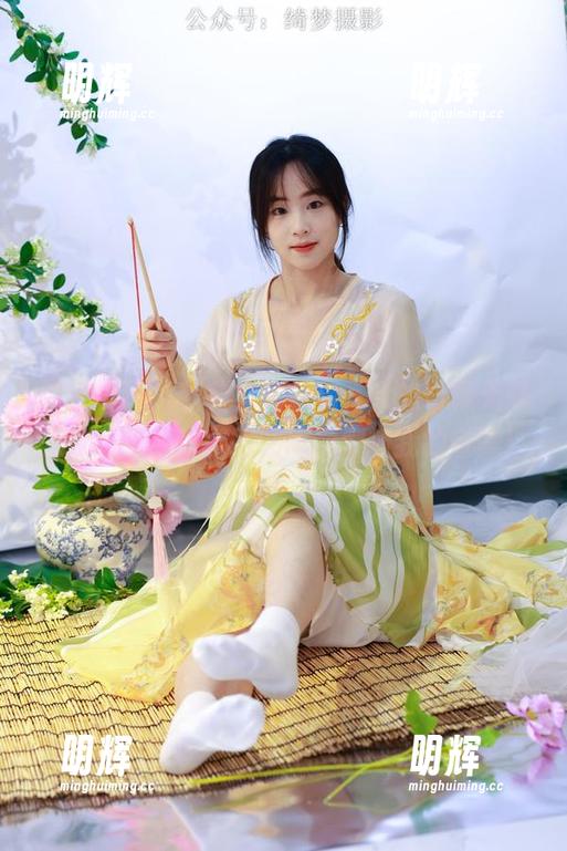 绮梦摄影 - 新鲜出炉！Light的珍藏无修无水印版最新套图，再次刷新我的审美！