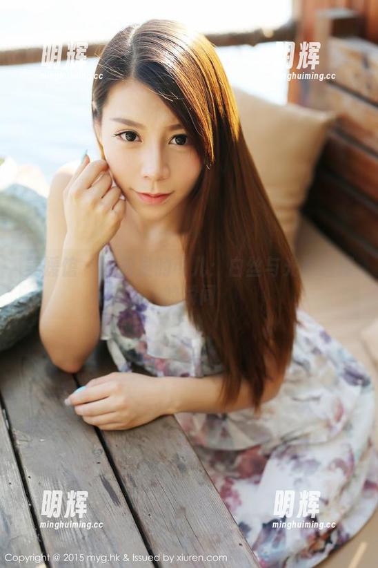 美媛馆-可儿 美媛馆 - 图册里的可儿:白丝与光影碰撞的瞬间