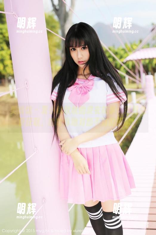 美媛馆-夏小秋秋秋 美媛馆 - 夏小秋秋秋的皮衣故事:原图免费获取,哈哈你绝对想不到的搭配!