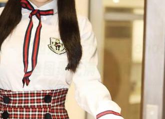美媛馆 – 大胆来瞧！小海臀rena最新灰丝图册充满神秘感