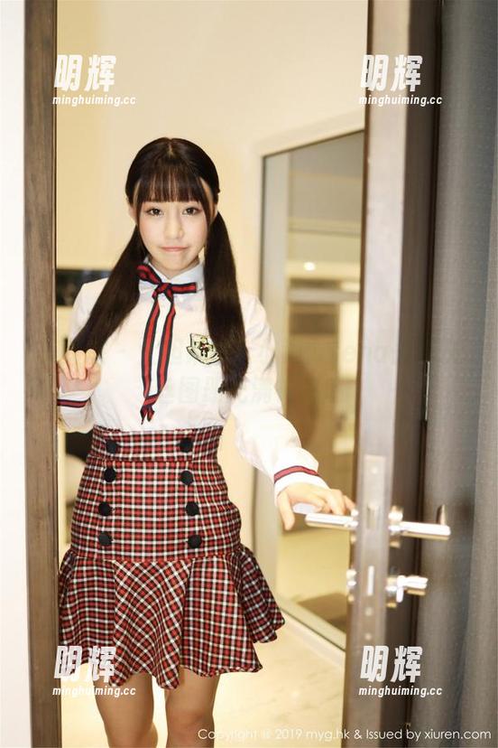 美媛馆-小海臀rena 美媛馆 - 大胆来瞧!小海臀rena最新灰丝图册充满神秘感