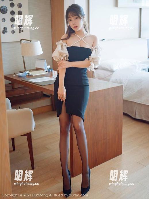 花漾show-玥儿玥er 花漾show - 玥儿玥er的水手服写真,让你在图片中探索未知的浪漫,快点下载一起Dreaming吧!