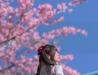 足下的温柔：萌芽儿o0的美脚图集，下载中慢慢感受那种悬而未决的美丽！