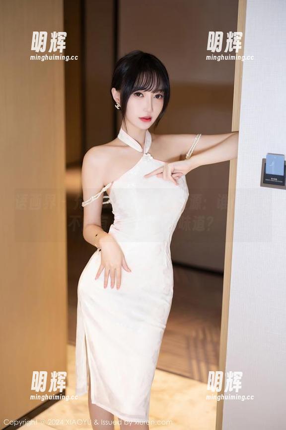 语画界-允儿Claire 语画界 - 允儿Claire泳衣资源:谁说夏天不能有点‘水’的味道?