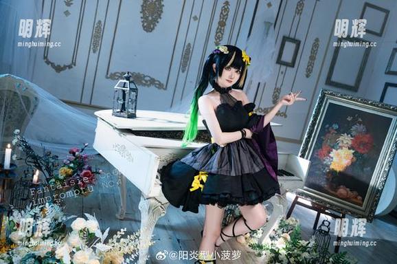 阳炎型小菠萝 黑呆满破?没错,阳炎型小菠萝的最新写真集来啦,快来围观