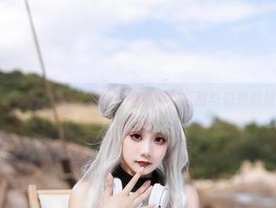 COS归来，阿雪雪的圣诞奇遇：原图与幻想的碰撞