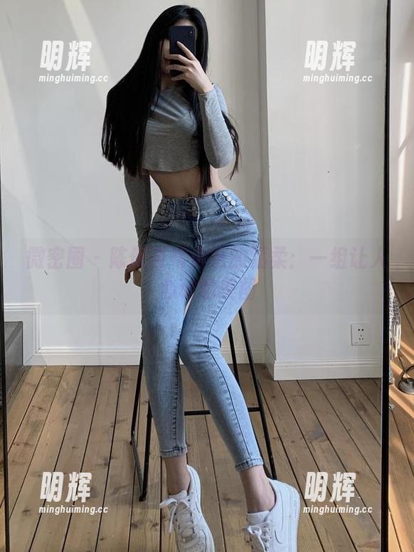 微密圈 - 陈佩奇与白色的温柔：一组让人心动的美图