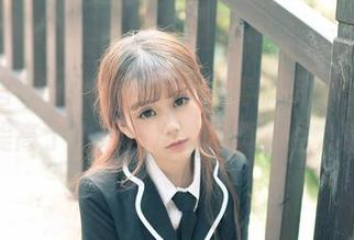 青豆客 – 油亮的Cheryl青树写真，壁纸瞬间提高了生活档次，还真有点儿意思。