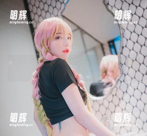 韩国孙乐乐 又见韩国孙乐乐,体操服的高清壁纸,感觉整个人都要跟着旋转起来!